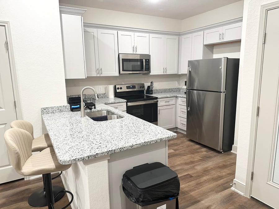 Furnished Finder property 700845_1 photo 6