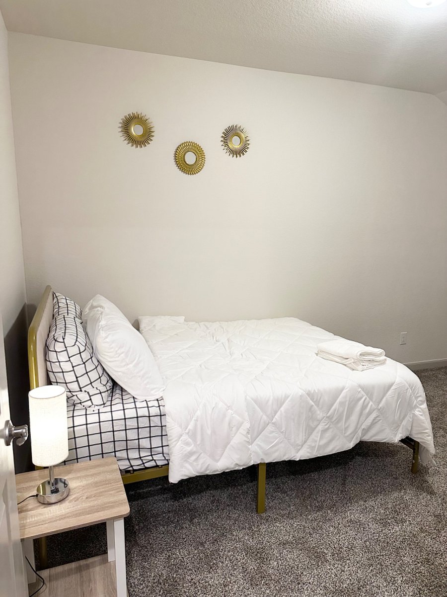 Furnished Finder property 700845_1 photo 16