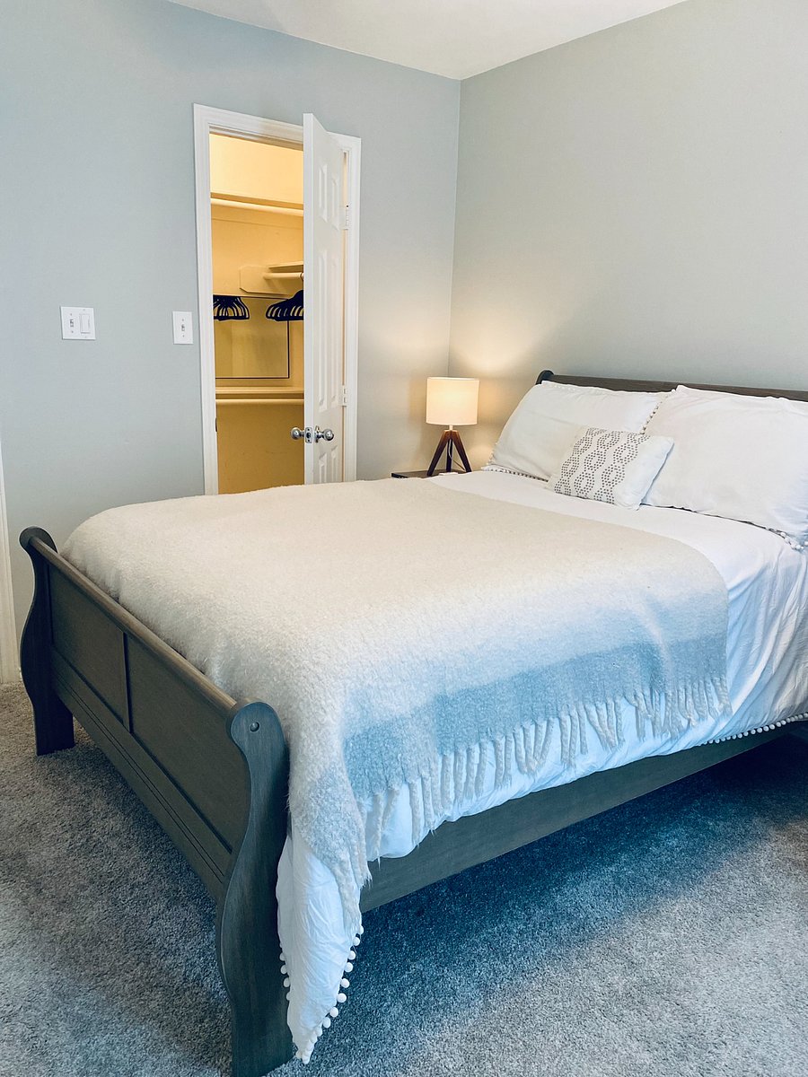 Furnished Finder property 700867_1 photo 78