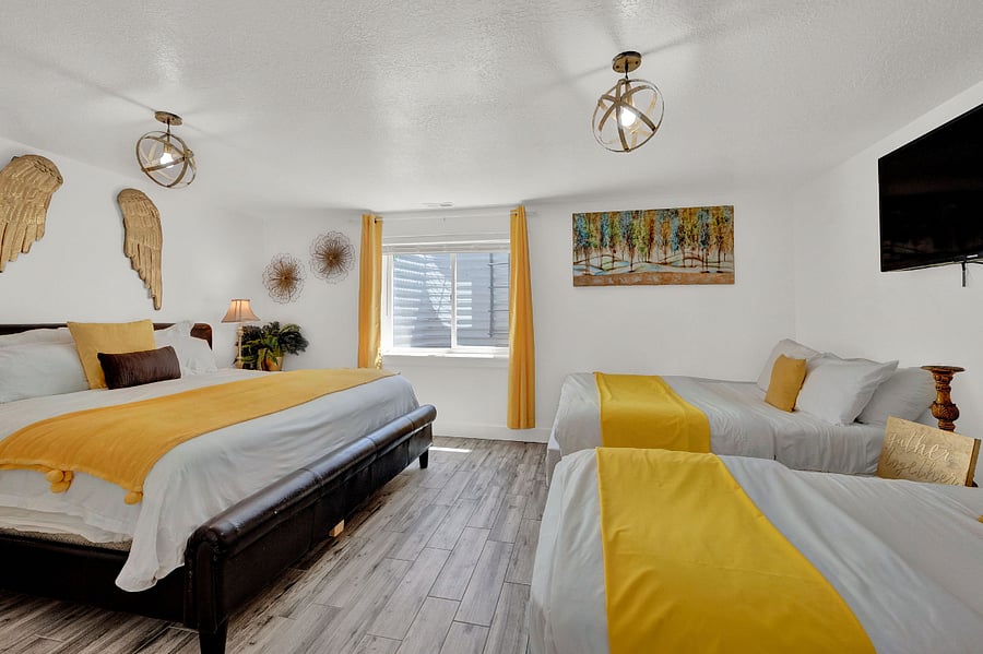 Furnished Finder property 700898_1 photo 11