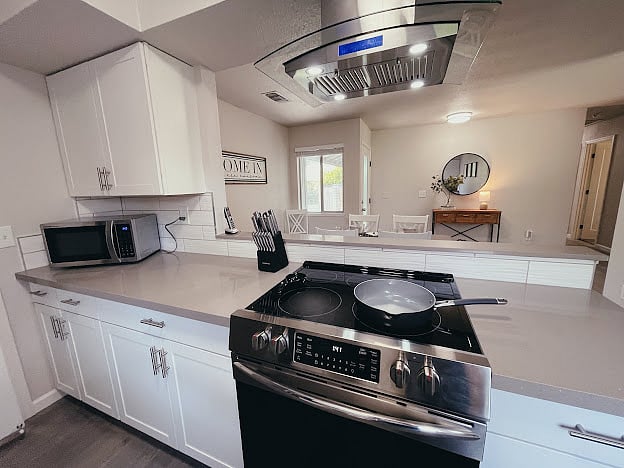 Furnished Finder property 700929_1 photo 5