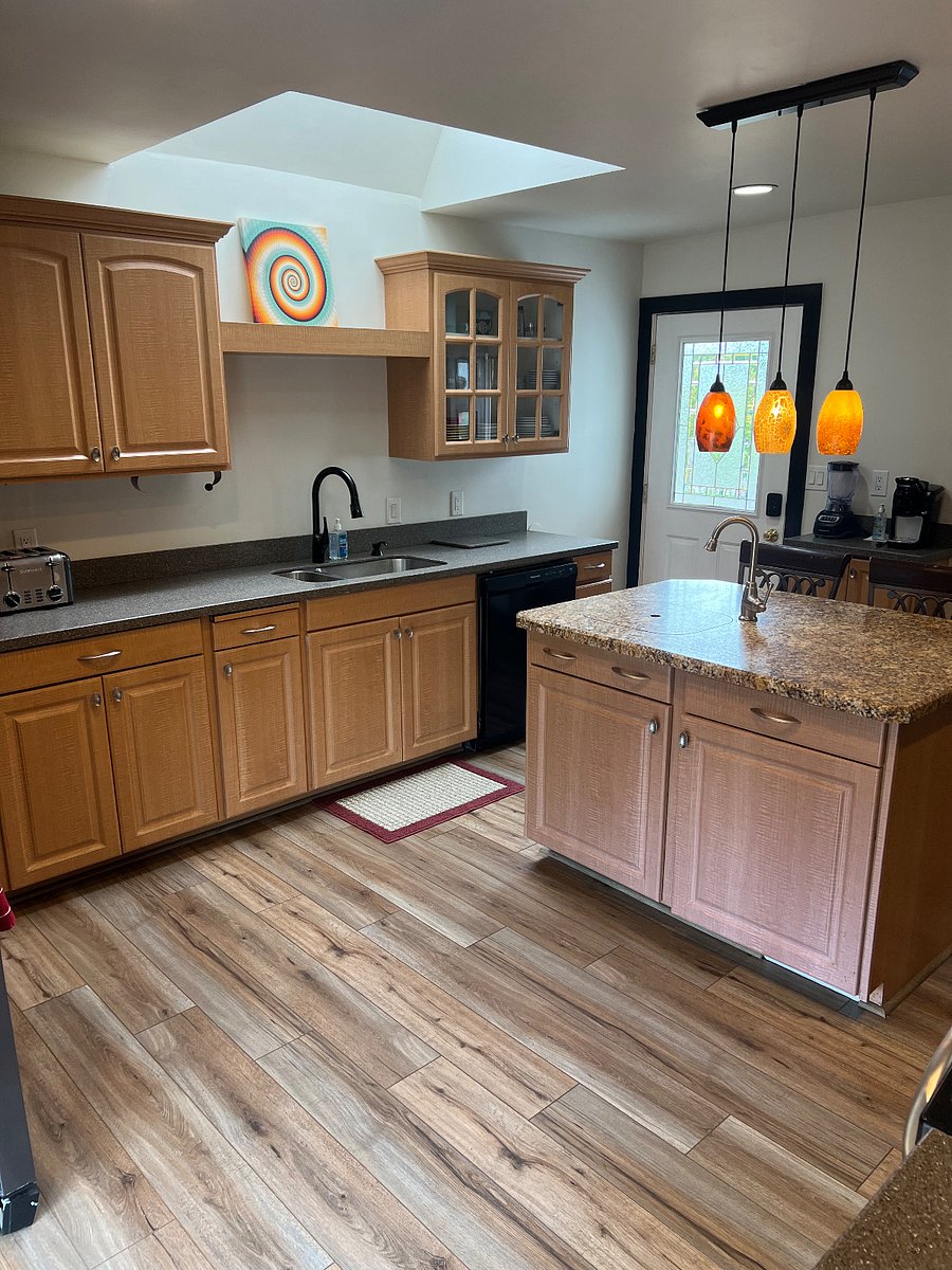 Furnished Finder property 700962_1 photo 12