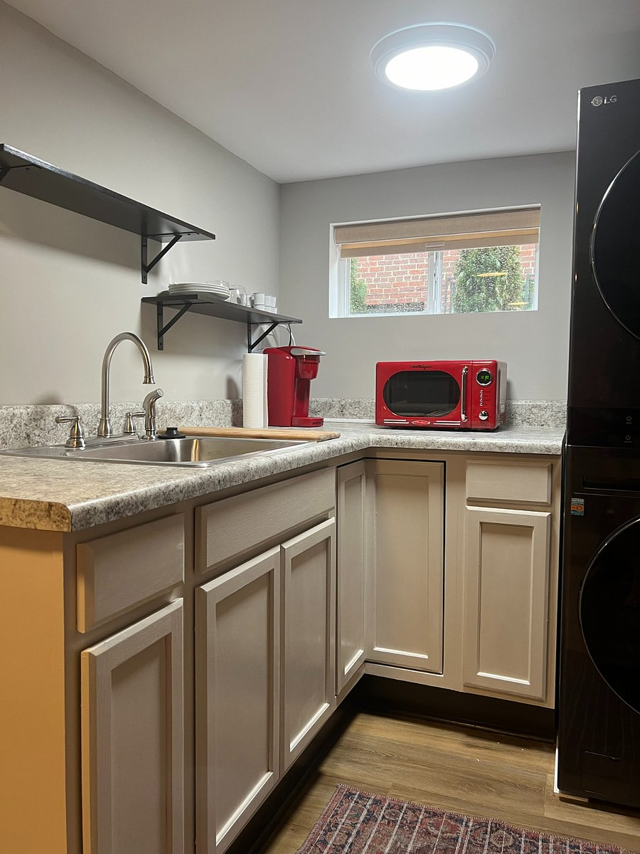 Furnished Finder property 700964_1 photo 8