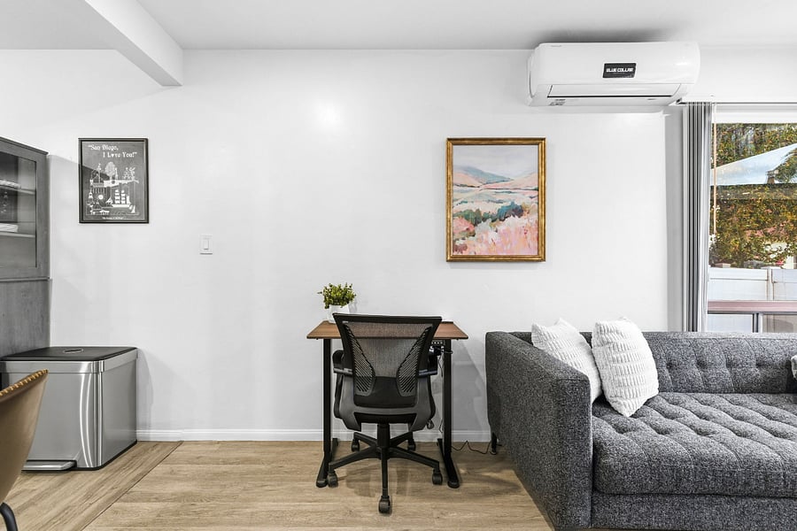 Furnished Finder property 700986_1 photo 9