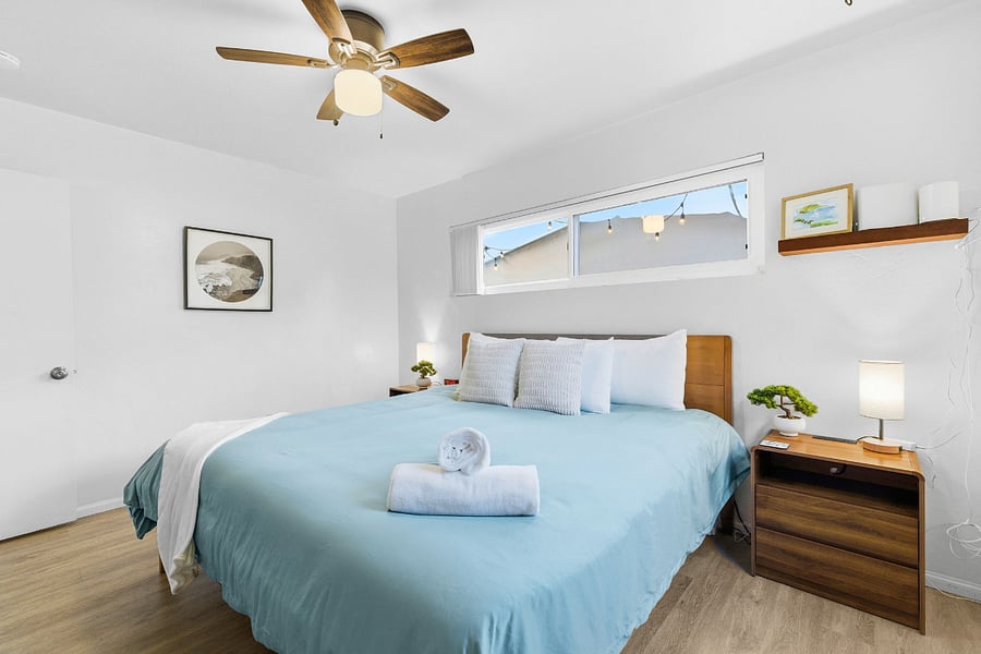Furnished Finder property 700986_1 photo 17