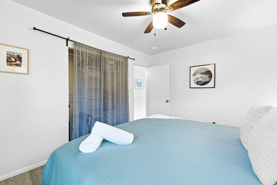 Furnished Finder property 700986_1 photo 18