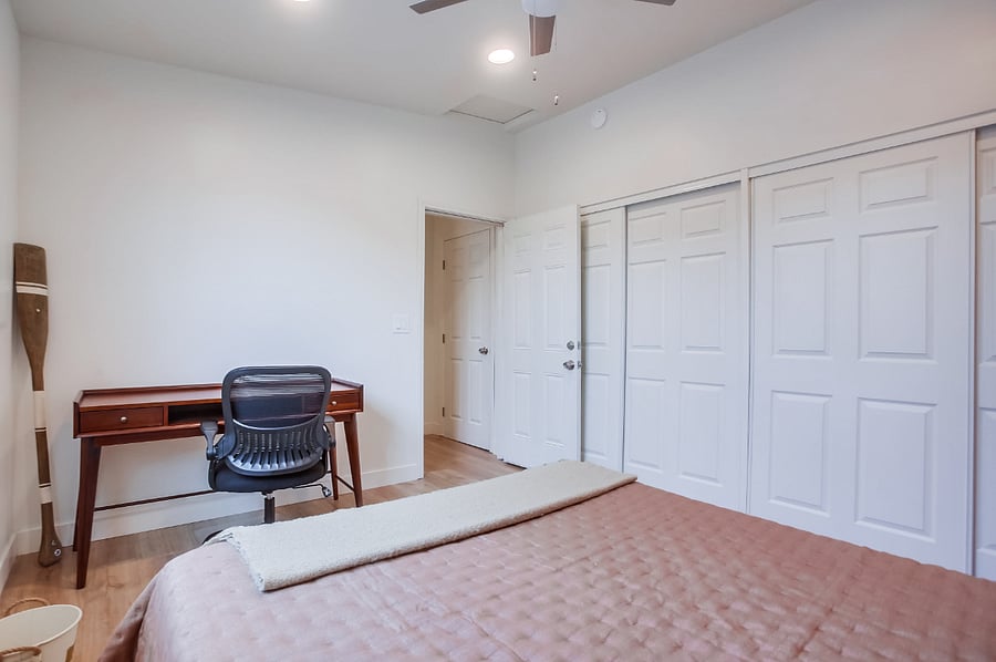 Furnished Finder property 701030_1 photo 11
