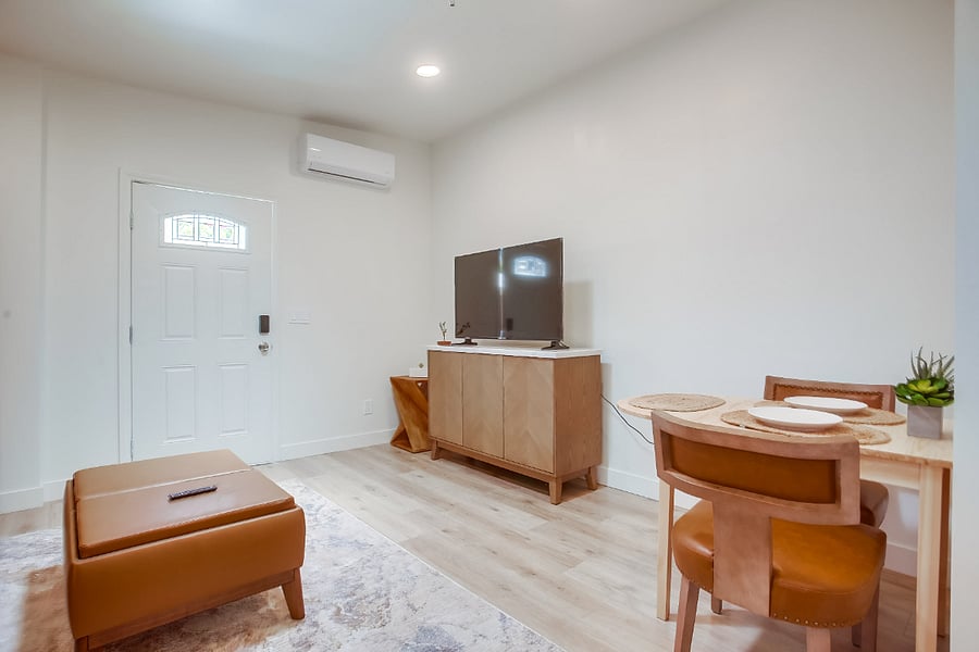 Furnished Finder property 701030_1 photo 3