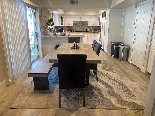 Furnished Finder property 701036_1 photo 12