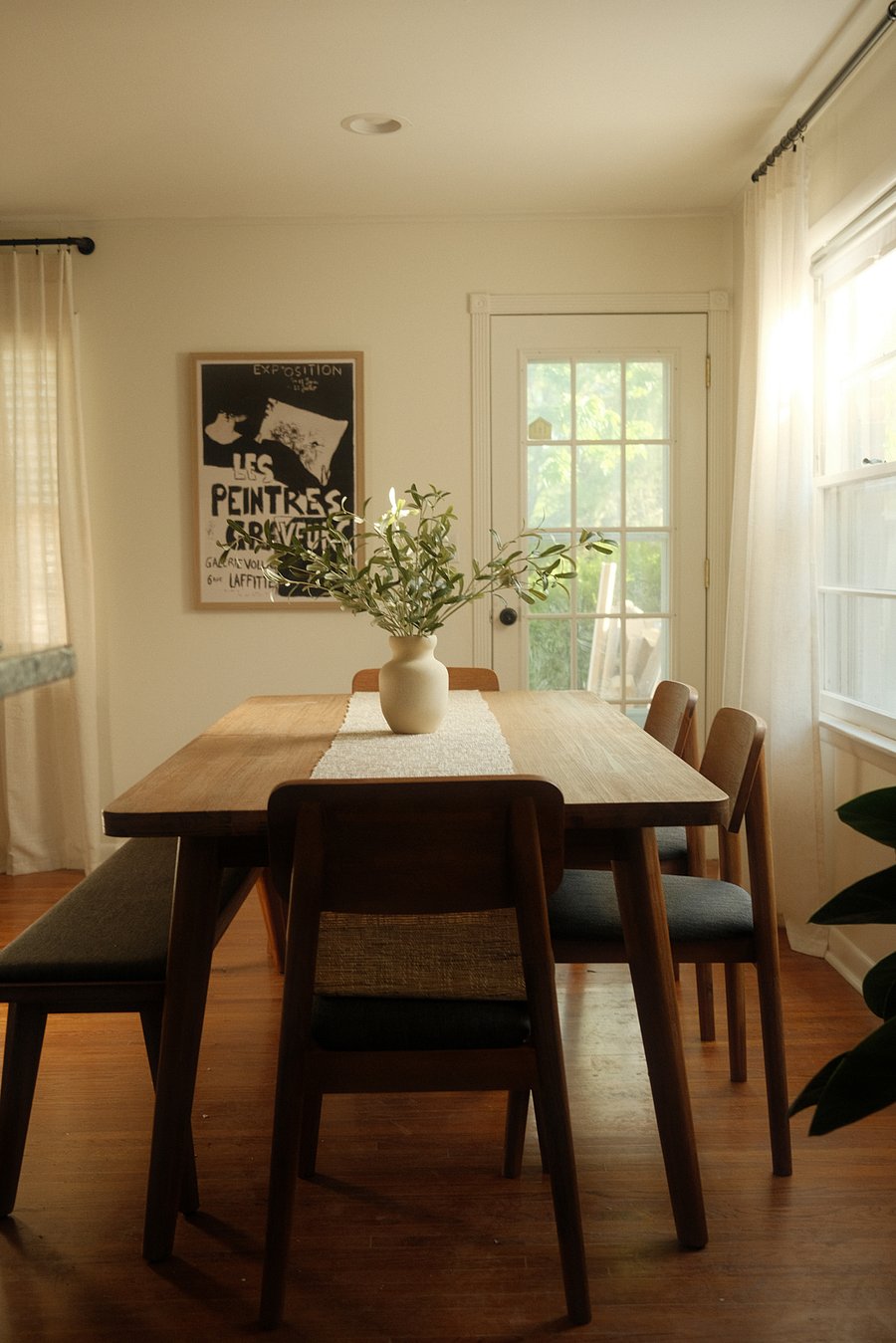 Furnished Finder property 701061_1 photo 3