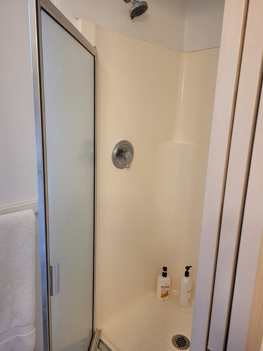 Furnished Finder property 701074_1 photo 18