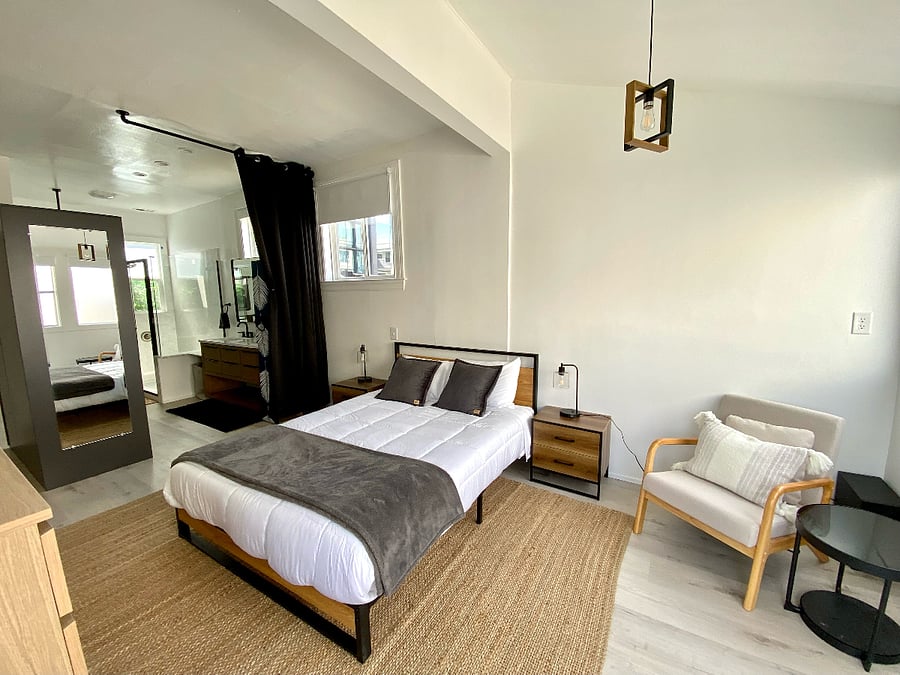 Furnished Finder property 701089_1 photo 3
