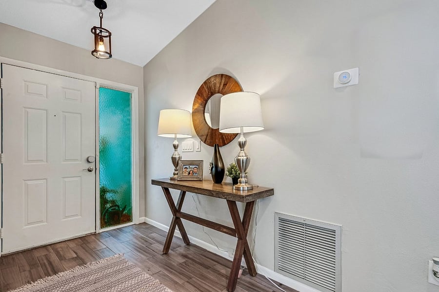 Furnished Finder property 701108_1 photo 23