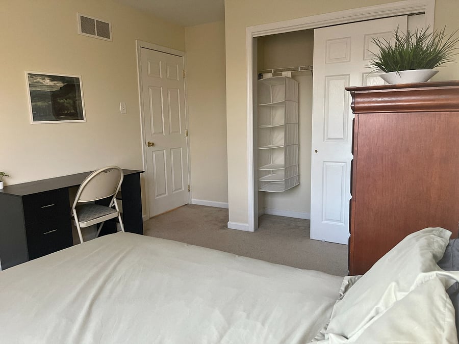 Furnished Finder property 701130_1 photo 17