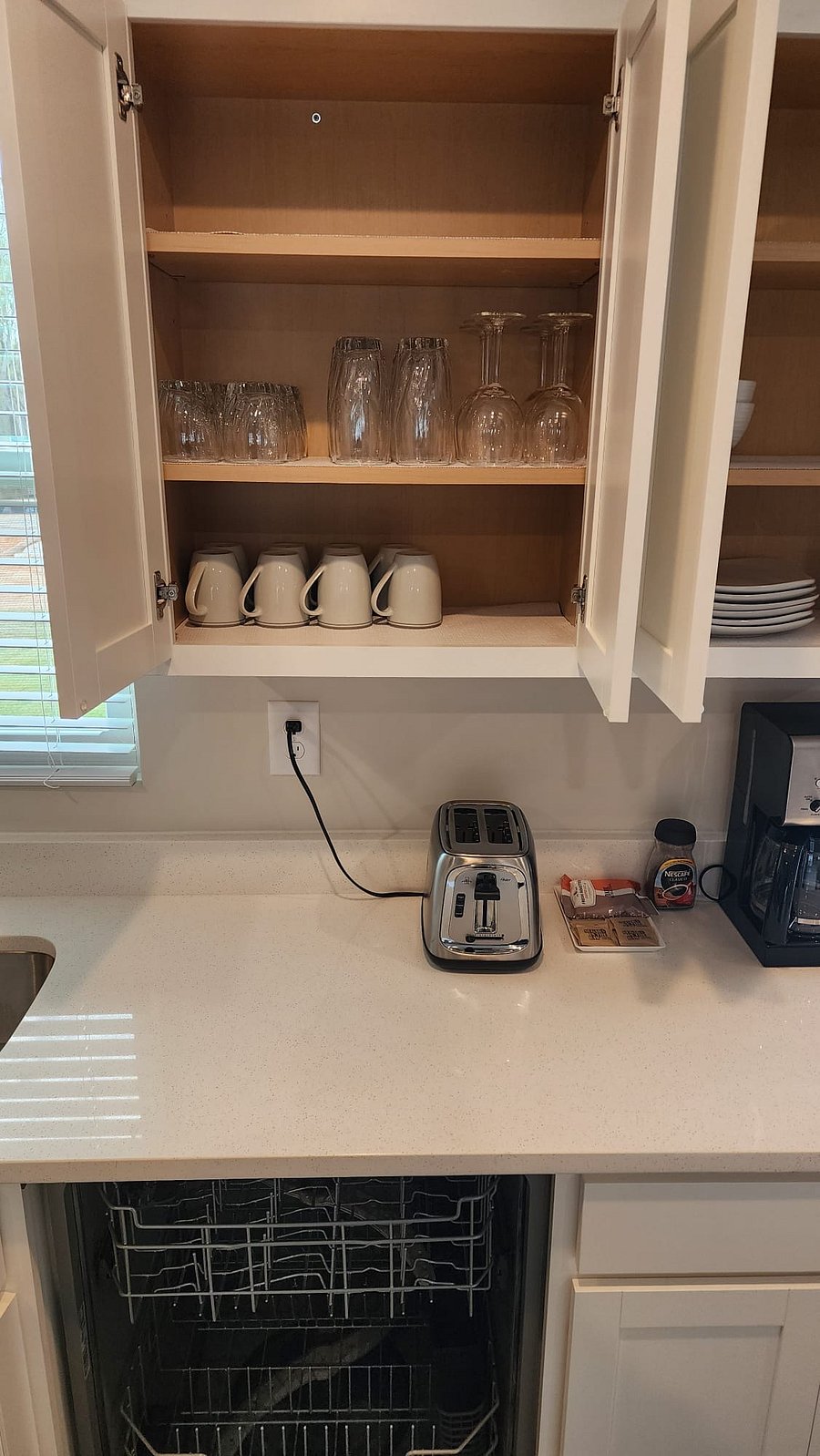 Furnished Finder property 701133_1 photo 4