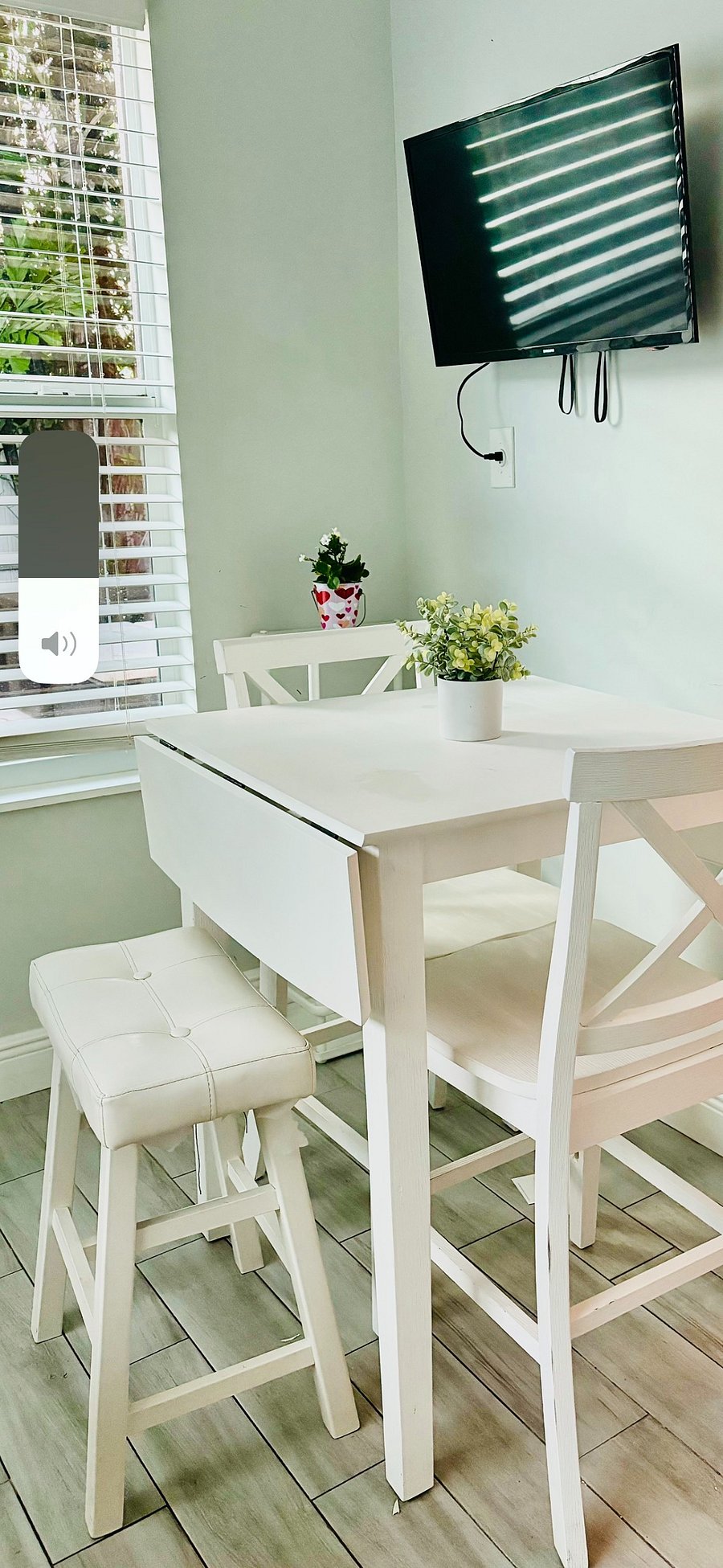 Eat in Kitchen for two