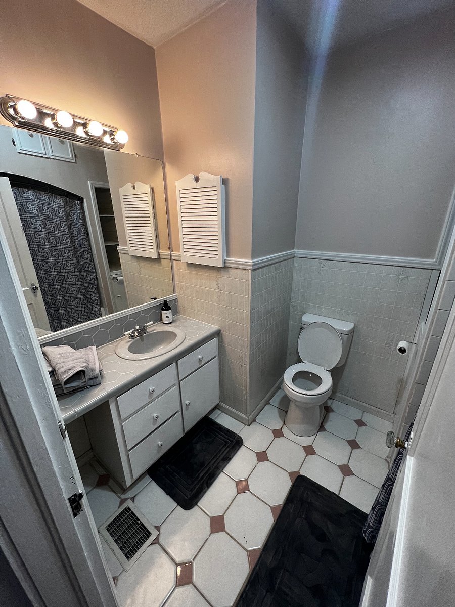 Furnished Finder property 701172_3 photo 5
