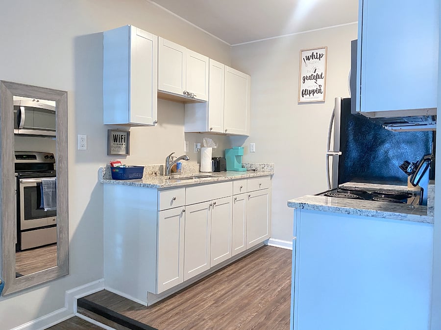 full kitchen and appliances 