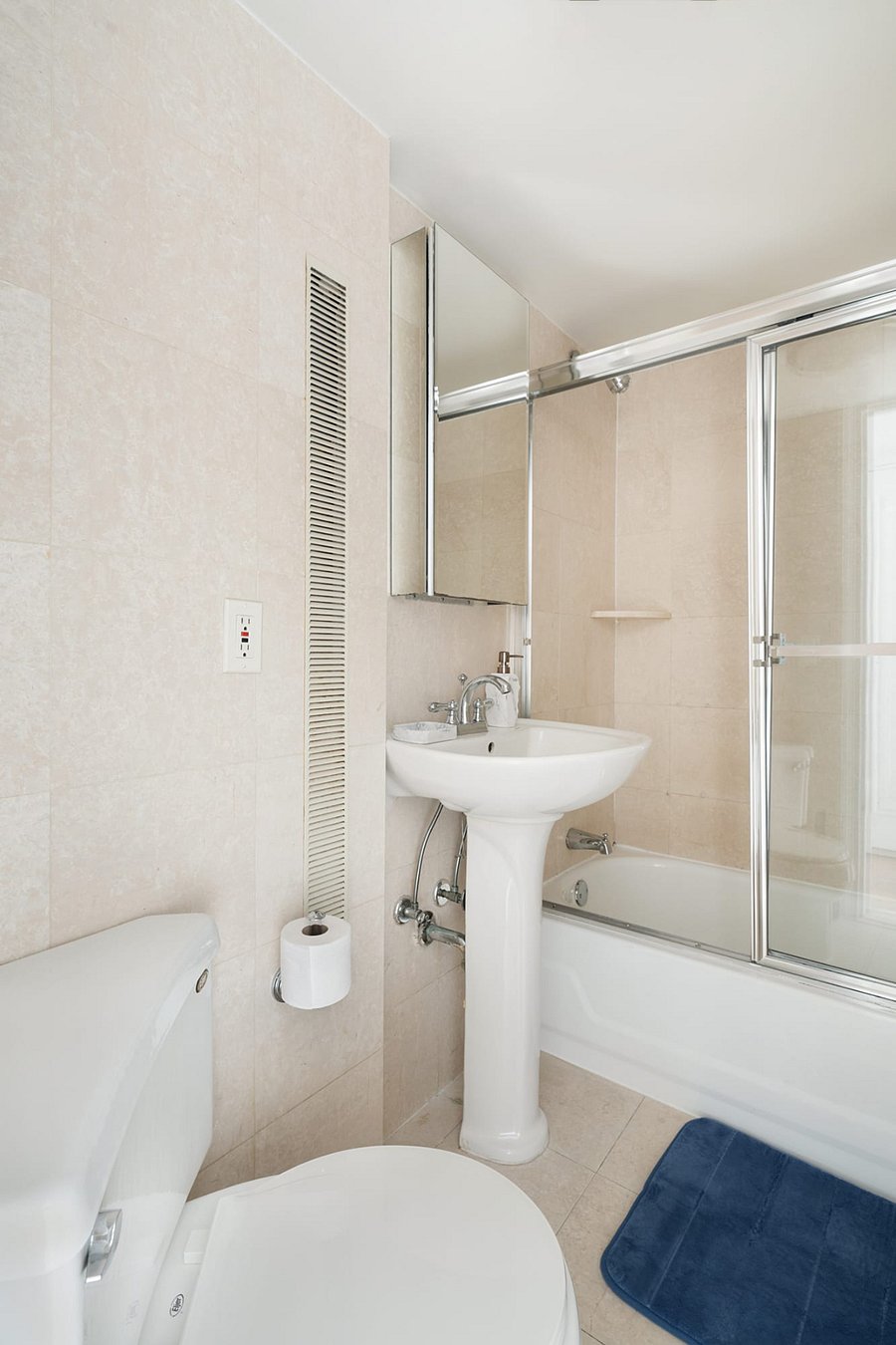 Furnished Finder property 701196_11 photo 16