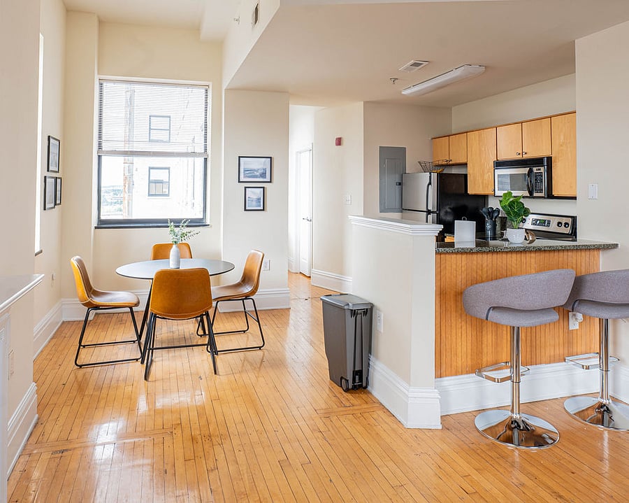 Furnished Finder property 701207_1 photo 3