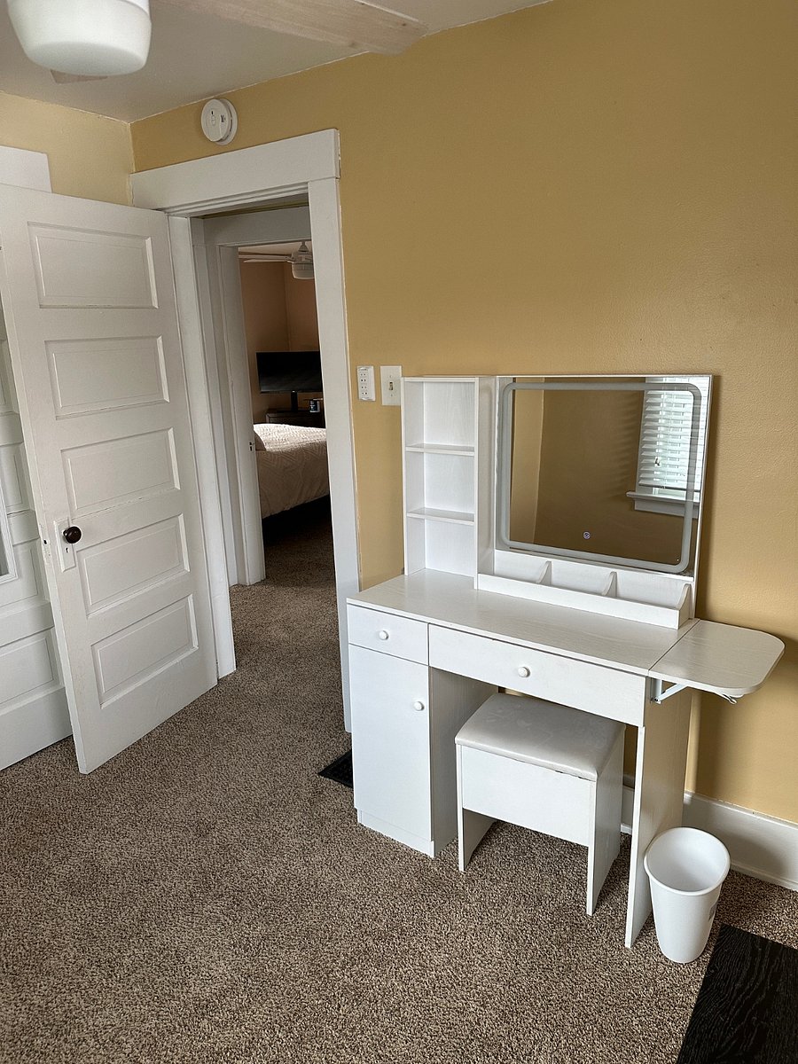 Furnished Finder property 701258_1 photo 14
