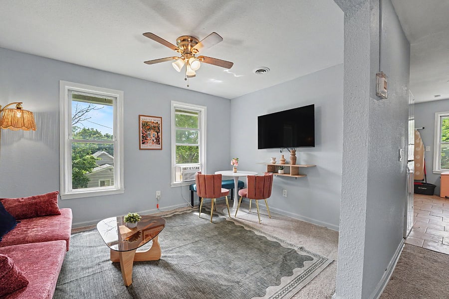 Furnished Finder property 701271_2 photo 3