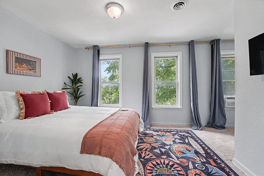 Furnished Finder property 701271_2 photo 8