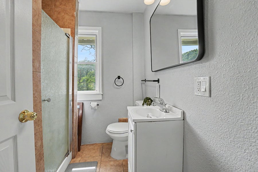 Furnished Finder property 701271_2 photo 16
