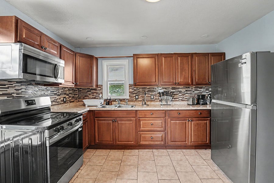 Furnished Finder property 701271_2 photo 17