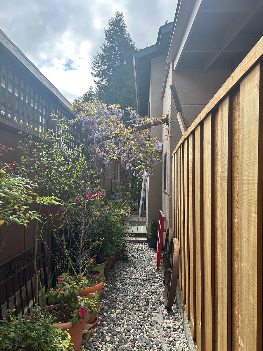 Furnished Finder property 701328_1 photo 18