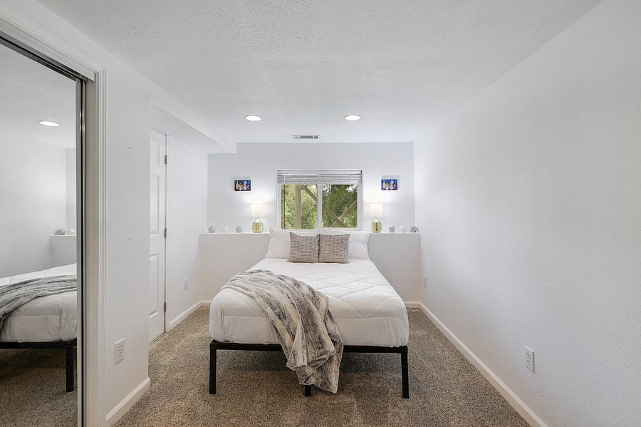 Furnished Finder property 701336_1 photo 24