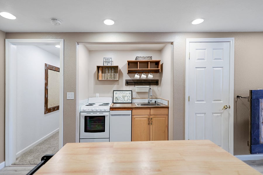 Furnished Finder property 701336_1 photo 12