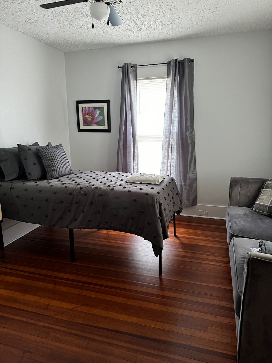 Furnished Finder property 701357_1 photo 13