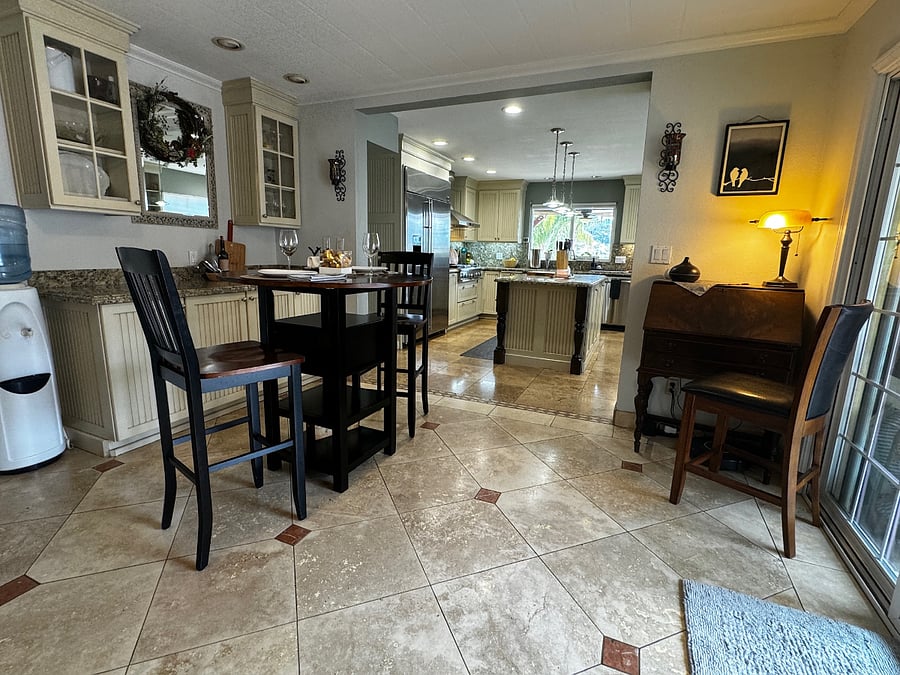 Furnished Finder property 701399_1 photo 11