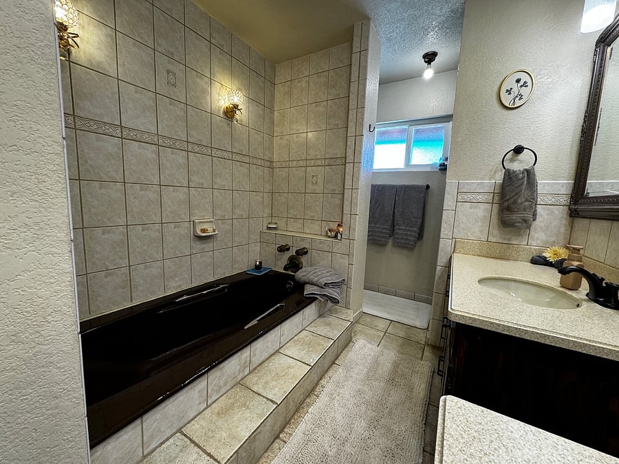 Furnished Finder property 701399_1 photo 41