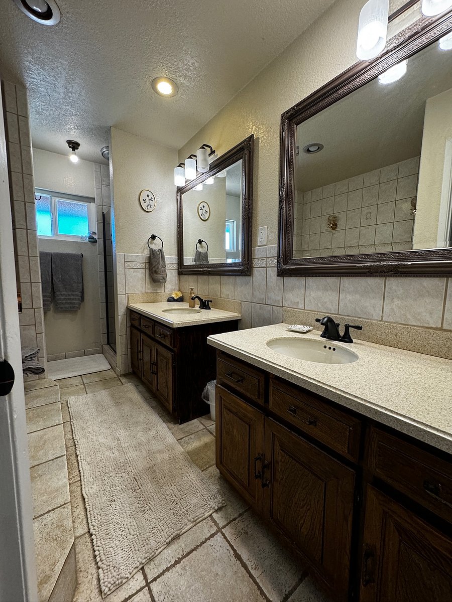 Furnished Finder property 701399_1 photo 39