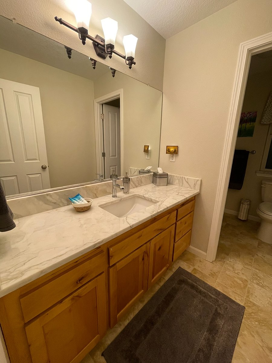 Furnished Finder property 701409_1 photo 3