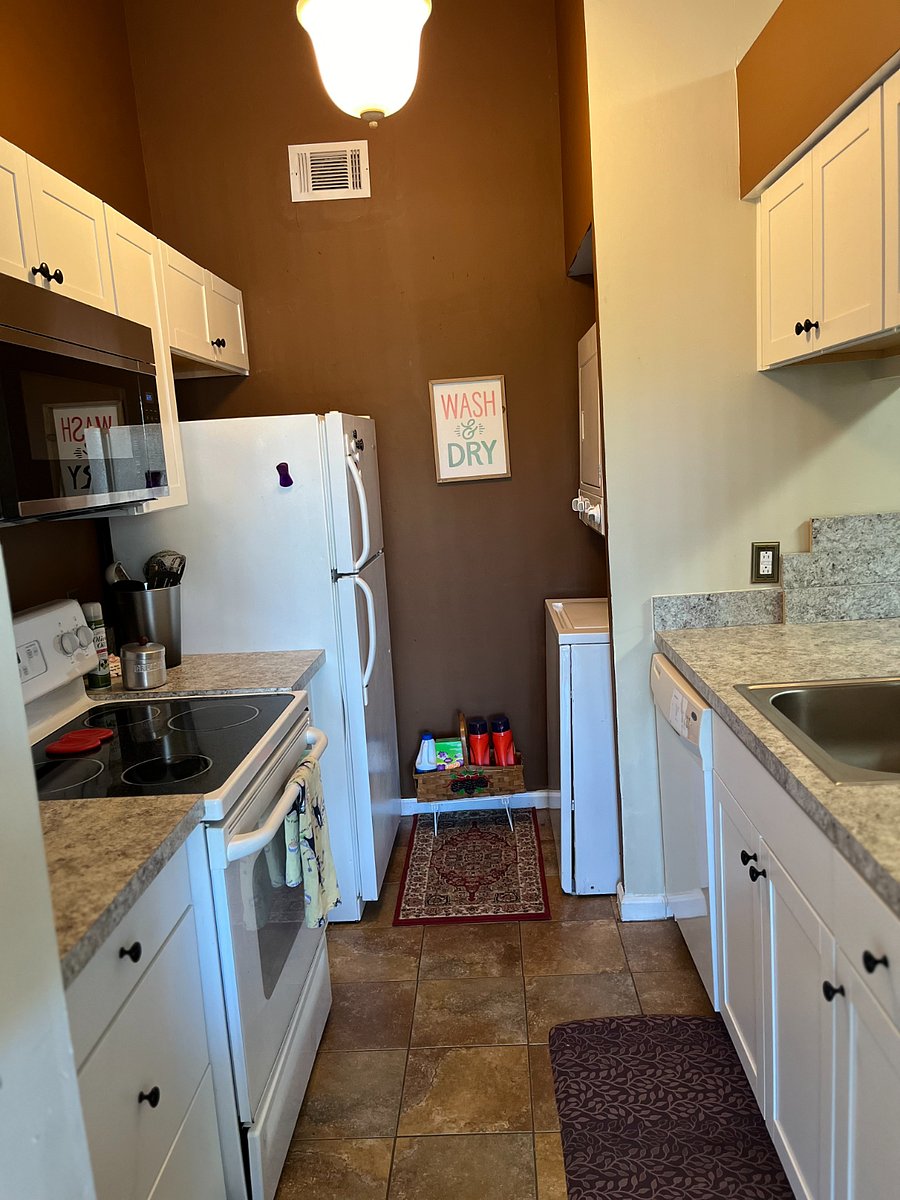 Furnished Finder property 701436_1 photo 8
