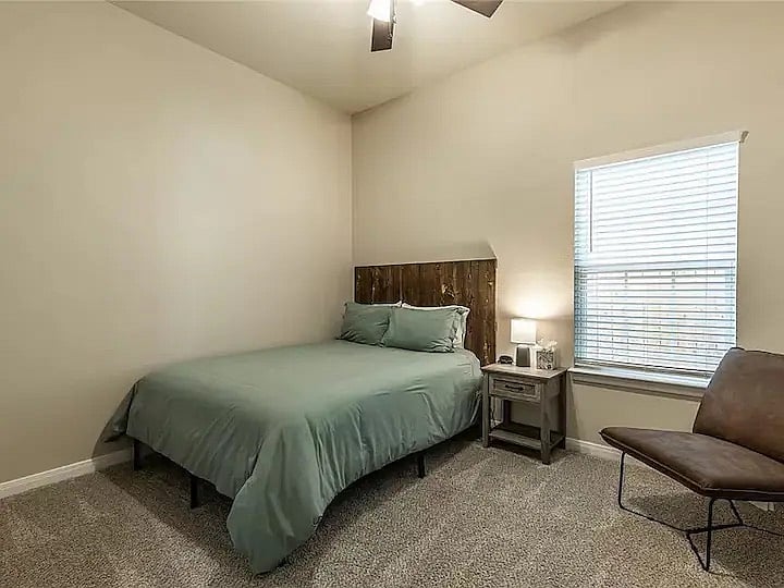 Furnished Finder property 701437_1 photo 8