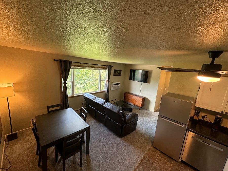 Furnished Finder property 701476_2 photo 1