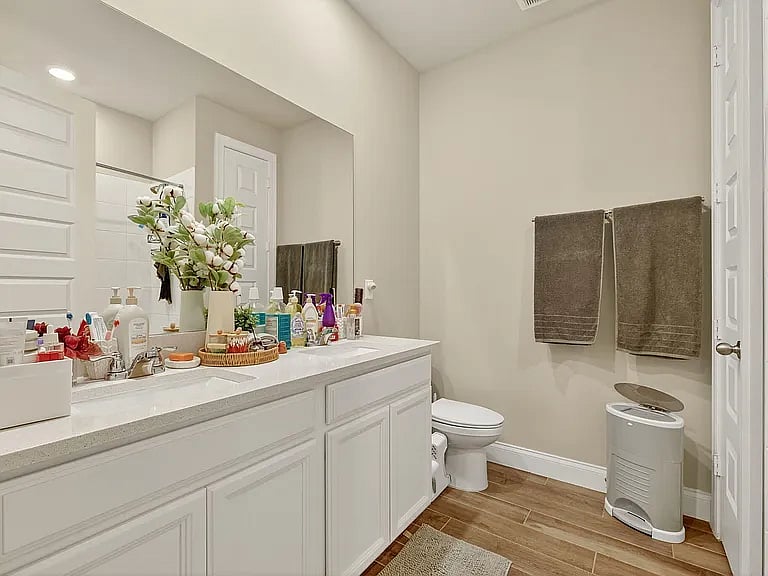 Furnished Finder property 701516_1 photo 5