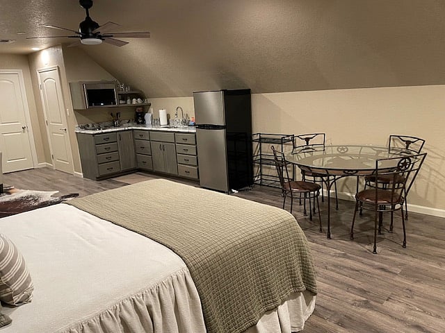 Furnished Finder property 701540_1 photo 4