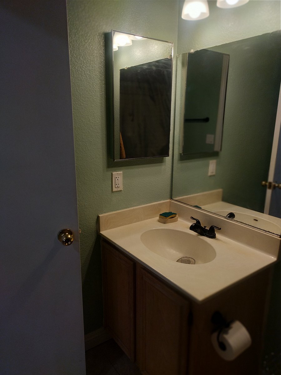 Furnished Finder property 701589_1 photo 2