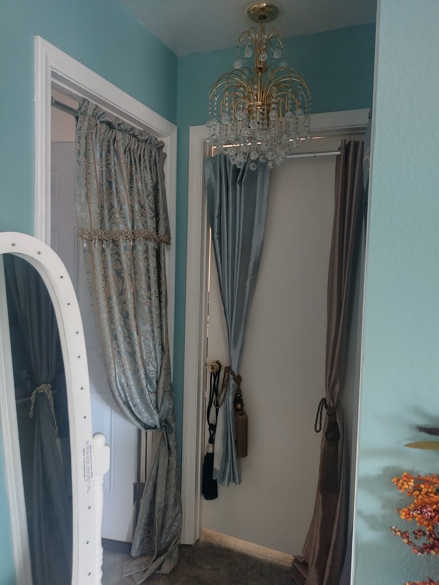 Furnished Finder property 701589_1 photo 3