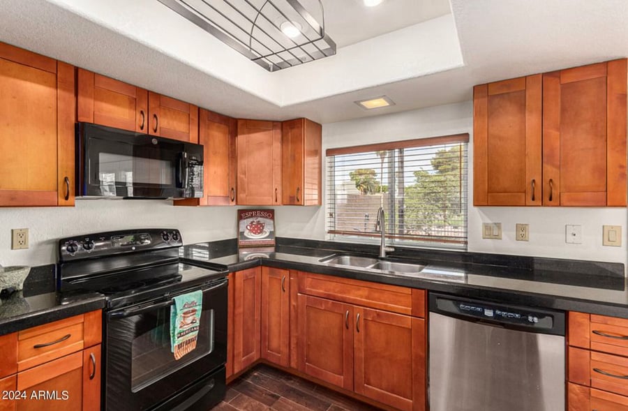 Furnished Finder property 701605_1 photo 6