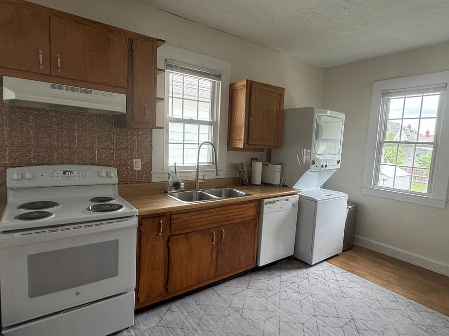 Furnished Finder property 701612_1 photo 17