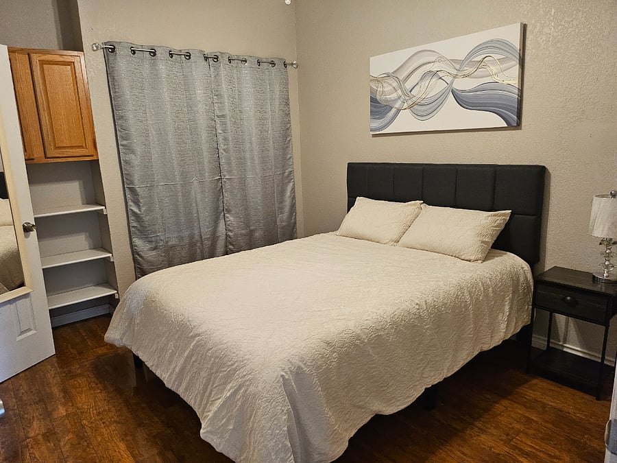 Furnished Finder property 701636_1 photo 6