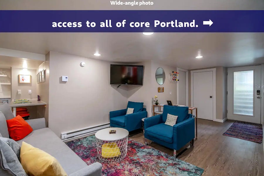 Living area has a an HDTV + Roku & Chromecast; stream or cast favorite TV shows or listen to music. "Core" is the 6 N/NE/NW/SW/SE/S areas called "quadrants" in PDX split North/South at Burnside St. and East/West by the Willamette river