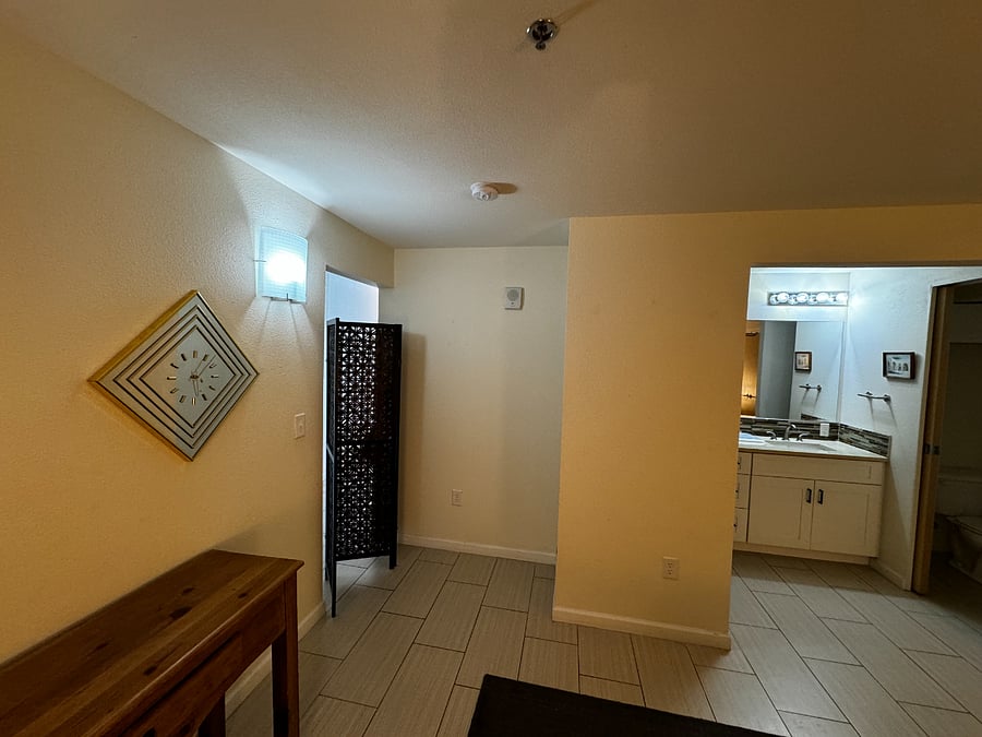Furnished Finder property 701661_1 photo 33