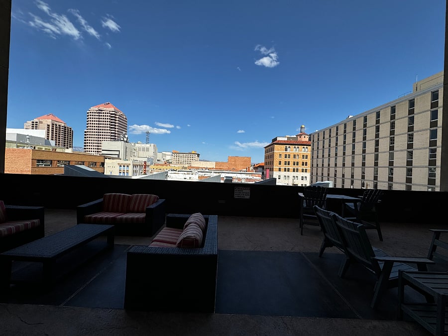 Furnished Finder property 701661_1 photo 38
